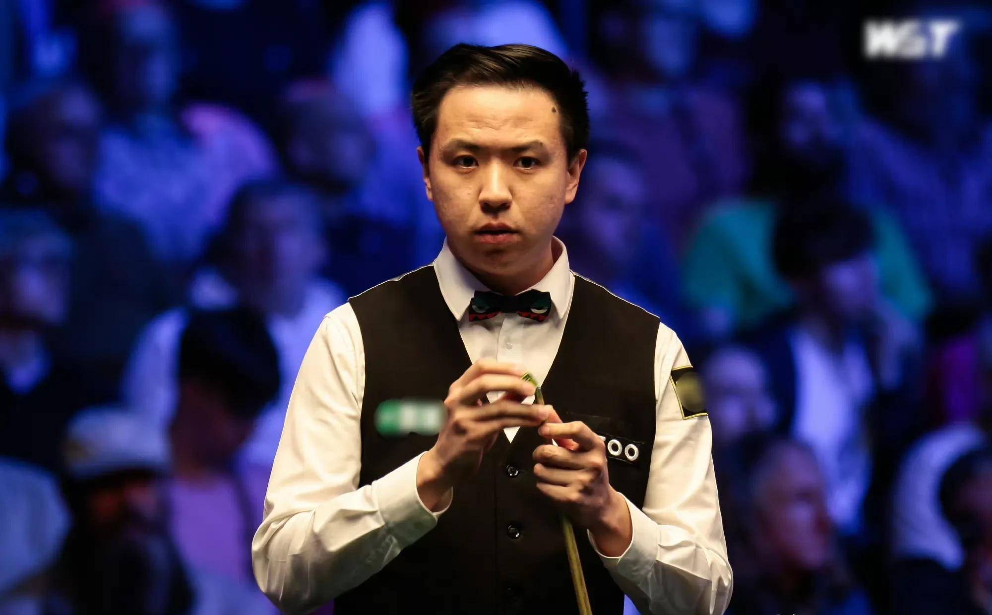 而铜牌则由 而铜牌则由