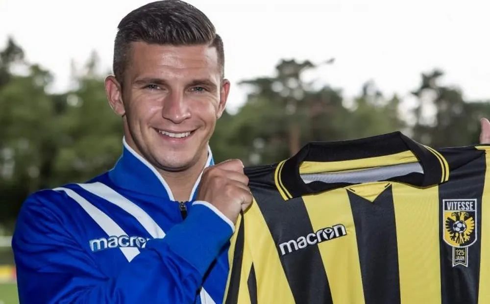 虽然她在体 虽然她在体