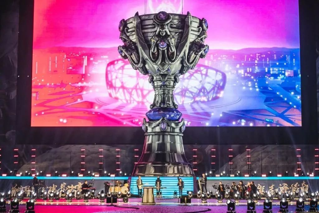 联盟球场提 联盟球场提