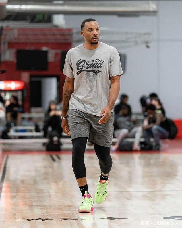 他把个人能 他把个人能